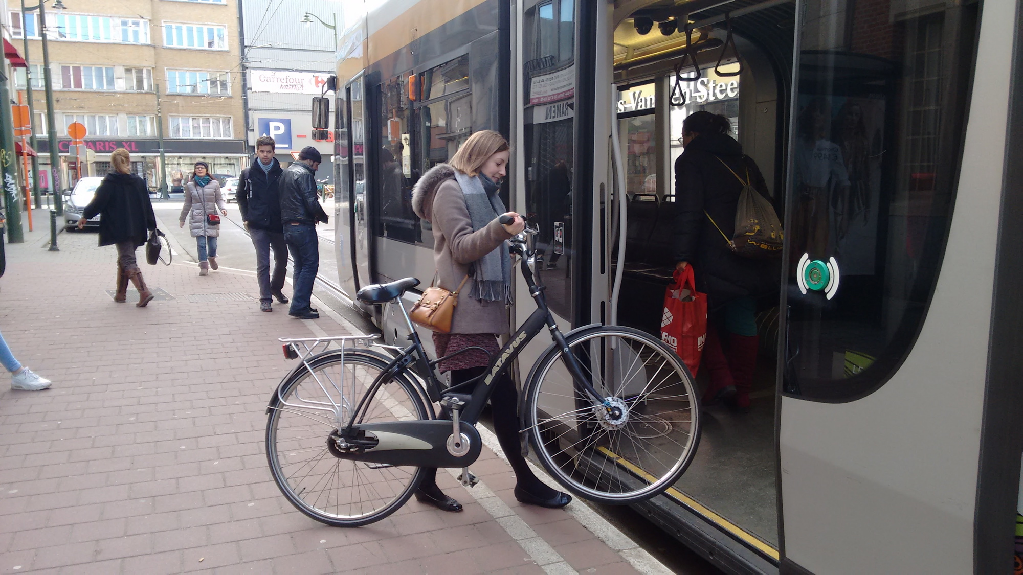 zo veel toon toernooi De fiets meenemen op het openbaar vervoer | Brussels by Bike